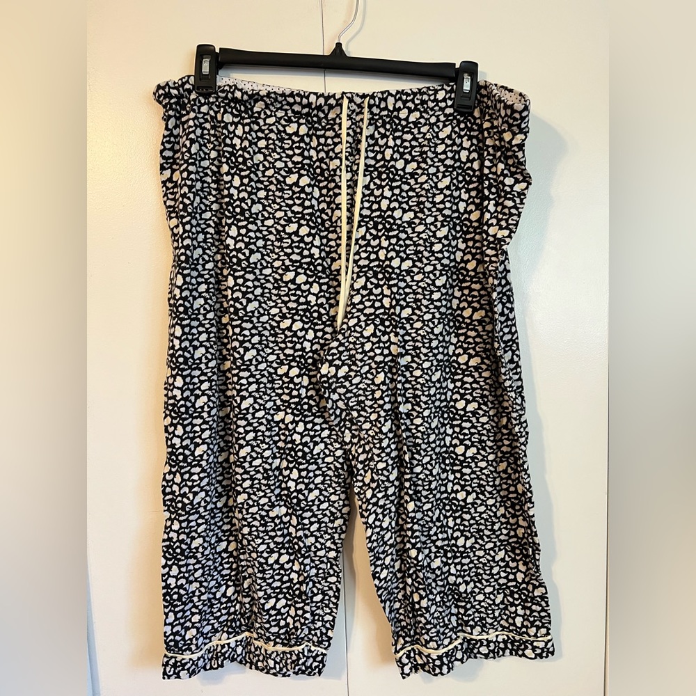 Ellen Tracy Leopard Pajama Bottoms